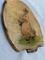 Vintage Signed Hand Painted Pig And Butterfly On Slice Of Agate Stone 1985