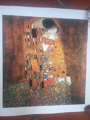 KLIMT “ THE KISS “ PAINTING ON CANVAS SIZE 25″ X 24″ NUMBERED 28/95