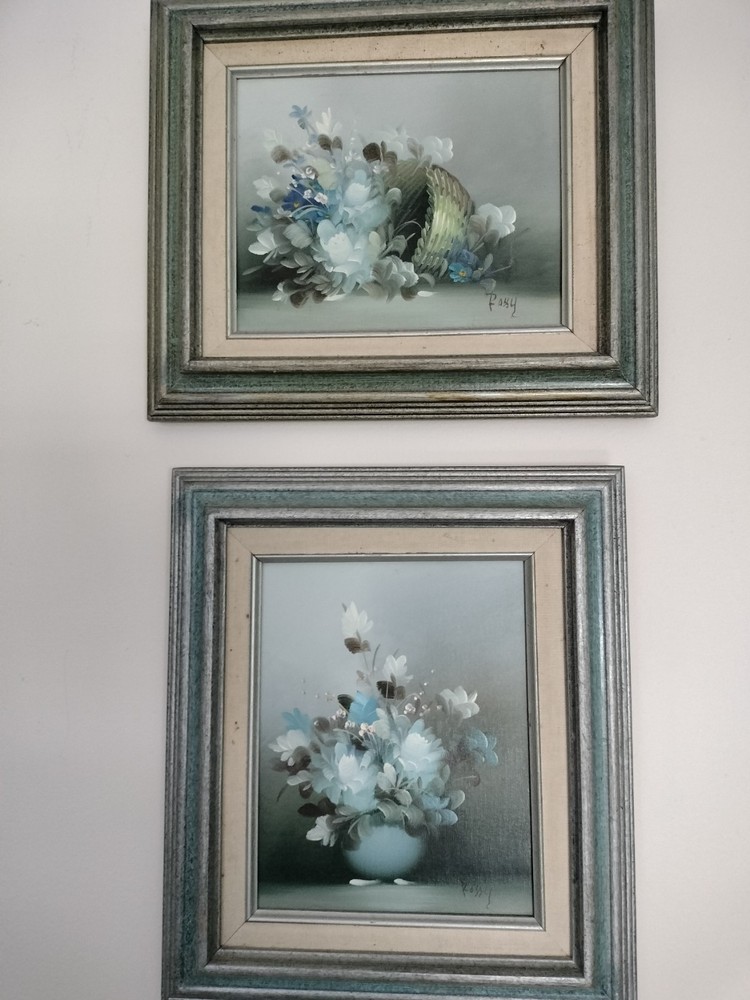 Vintage Floral Oil Paintings Set of 2 Signed Roxy Framed Blue White Cottage Art