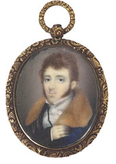 FINE C. 1810-1820 MINIATURE PORTRAIT PAINTING of GENTLEMAN WEARING FUR COLLAR