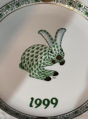 Herend Hand Painted Zodiac/Home Deco Plate Green Fishnet Designed 1999 Rabbit