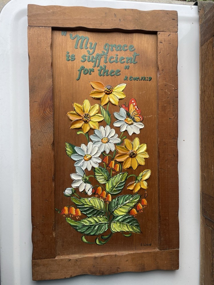 3-D acrylic oil painting on wood by artist J. Weir, textured daisies