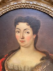 18th FRENCH REALISM – PORTRAIT OF WOMAN – GILT FRAME OIL PAINTING