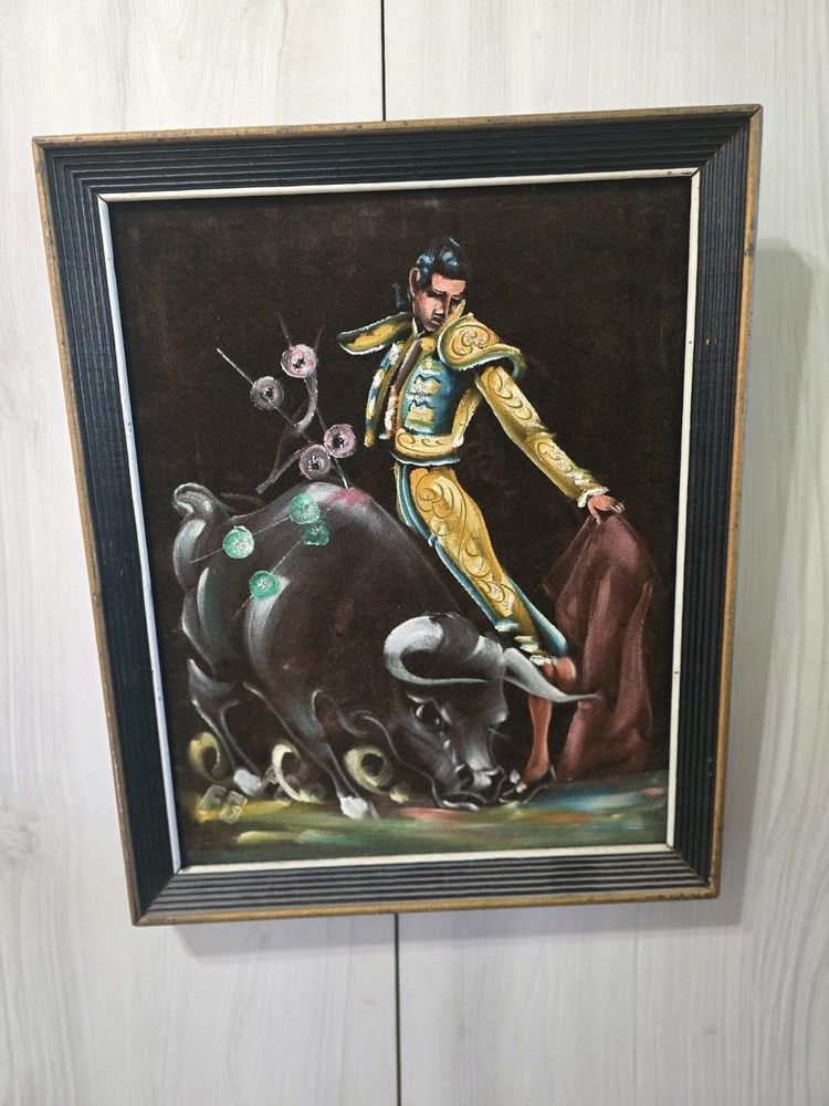 Vintage Matador Bull Fighting Black Velvet Painting Framed 18.5″x15″