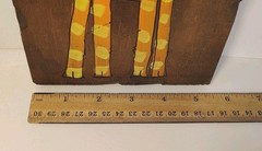 ’60s ’70s Hand-painted Folk Art Smiling Giraffe on Wooden Plank 9 in Tall x 5″