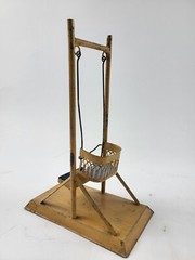 Märklin swing around 1900 13 x 7 x 20 cm hand painted ancient