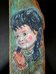 1960 Folk Art Native Praying Girl Female Child Color Portrait – Portrait on Wood