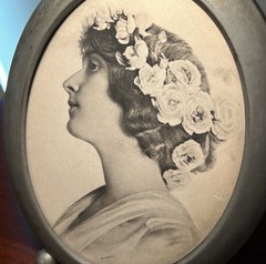 Rare ‘20s Antique Woman & Flowers Portrait Aluminum Oval Ball Feet Picture Frame