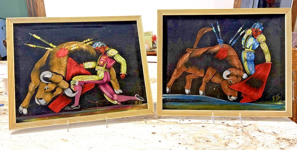 Pair of (2) Vintage Black Velvet bullfighter Matador paintings 15 x 18″ neon