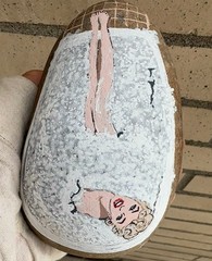 Marilyn Monroe Art In Bubbles Bath Hand Painted On A Rock 6×3 1/2x 2