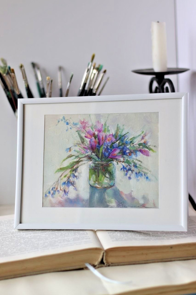 art 765 Original Still Life Oil Painting Сrocuses 6×7 in / 14×17 cm paper flower