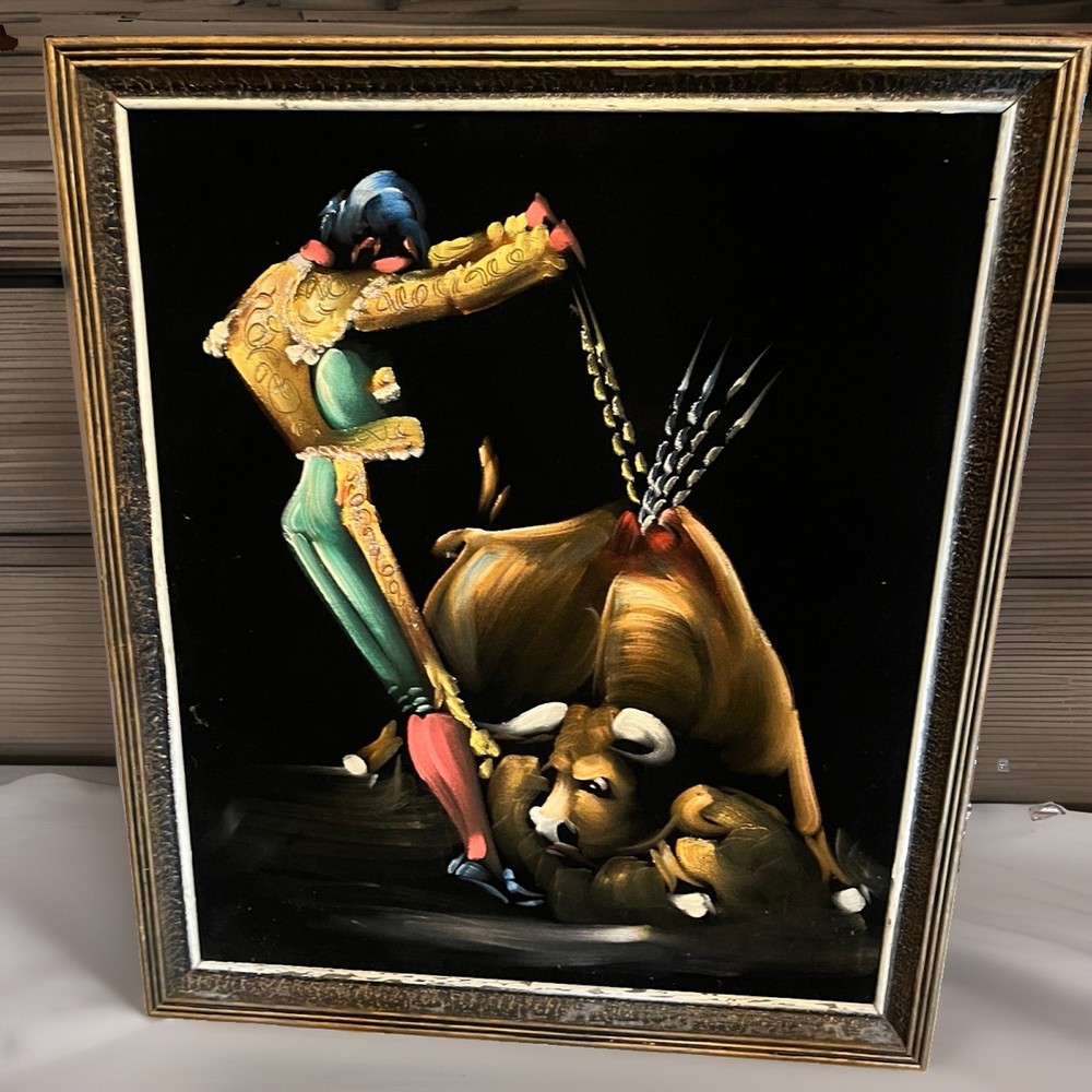 VTG 1970s Mexican Black Velvet Painting Matador Bull Fight LRG MCM Kitsch 24×28