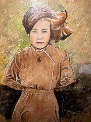 J. Martin 1984 Painting Beautiful Lady Wearing Travel Clothing On Canvas