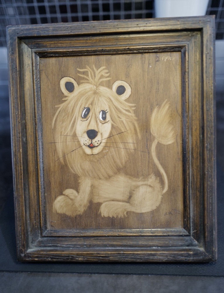 Vintage Hand Painted Lion Art On Wood Panel Signed ‘JEM ‘11×13 Framed Folk Art