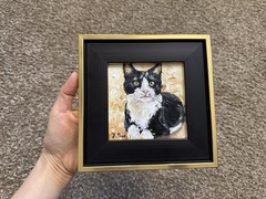 ORIGINAL OIL PAINTING TUXEDO CAT PORTRAIT SIGNED FRAMED 4×4